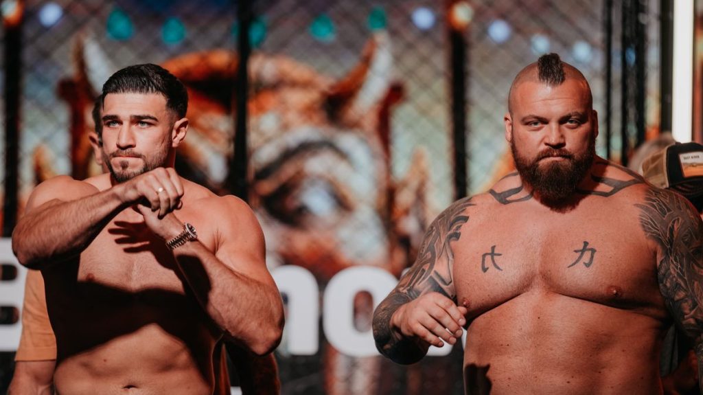 0_Fury-vs-Hall-_-Day-3-_-Weigh-In-134.jpg