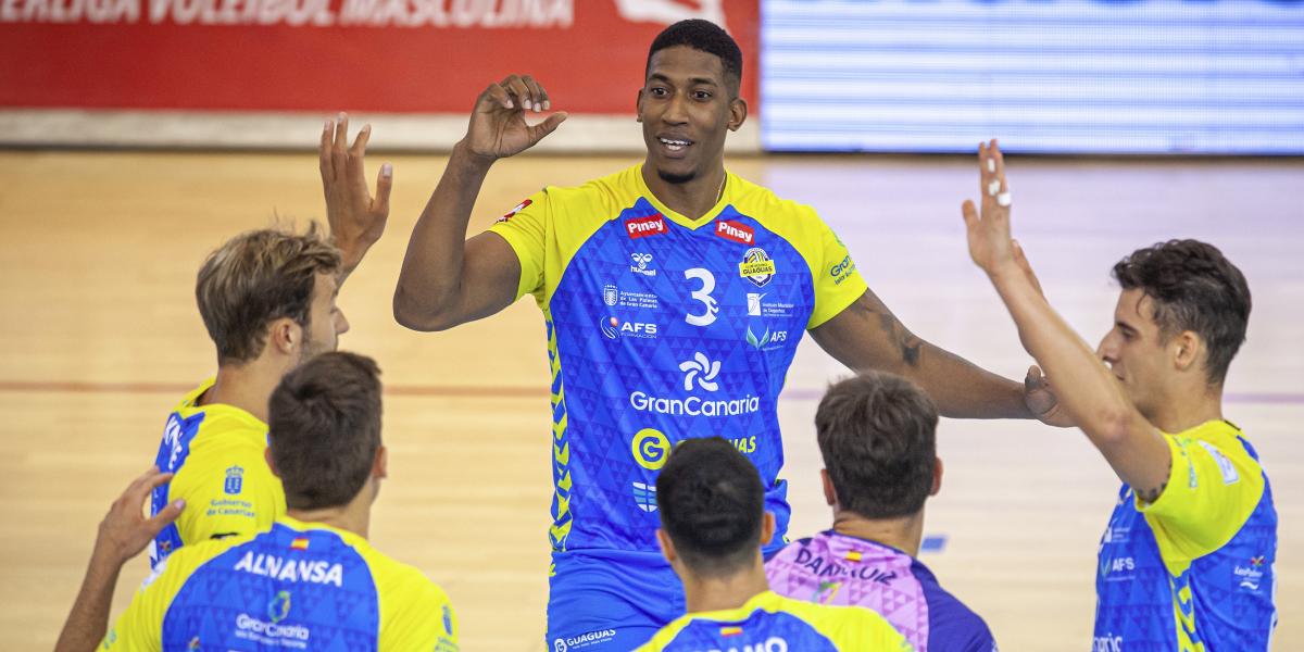 CV Guaguas, champion de la Super League après avoir battu Rio Duero Soria