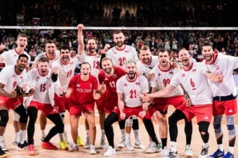 Iga Swiatek est transmise au volleyball aux Jeux olympiques de Paris 2024