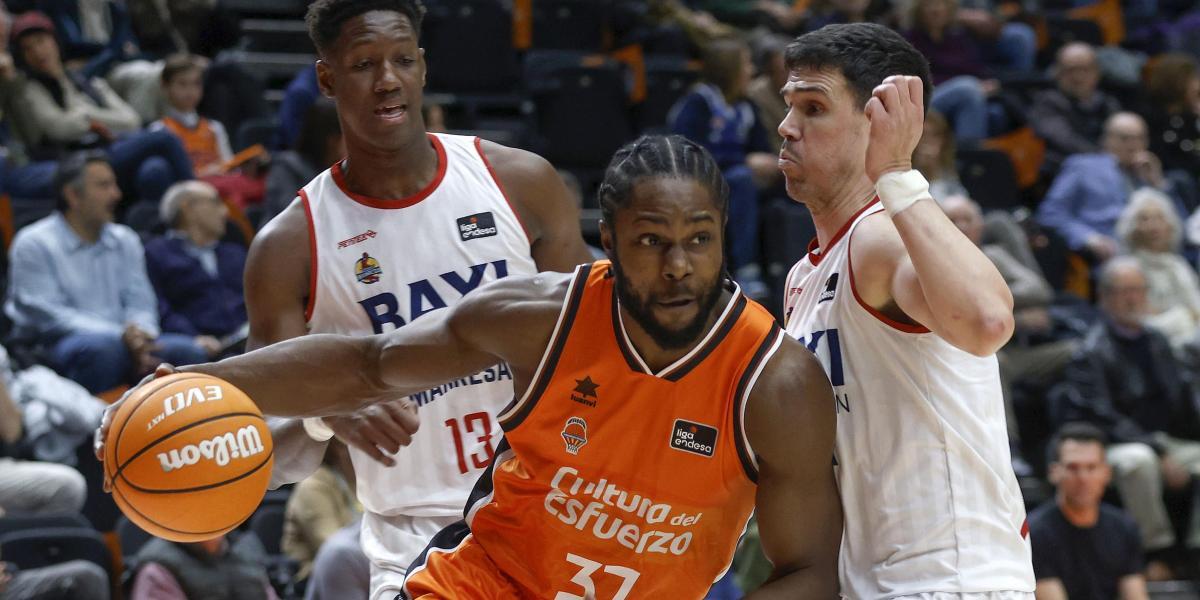 Valencia ouvre la porte à Ojeleye, qui pointe vers l'étoile rouge