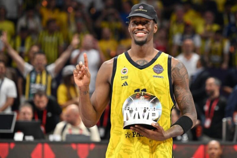 Nigel Hayes-Davis est le MVP de la finale de l'Euroleague