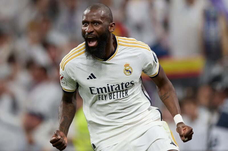 Rüdiger arrive sur la cloche