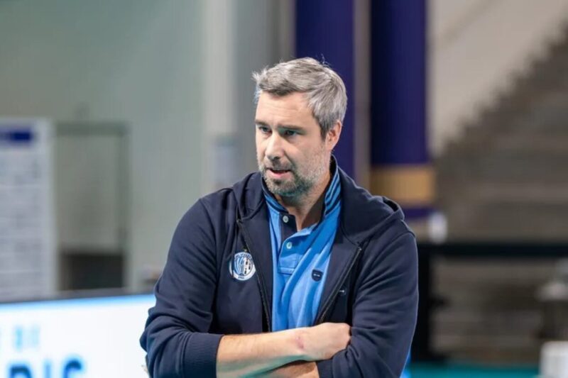 Hubert Henno, nouvel entraîneur de l'équipe masculine