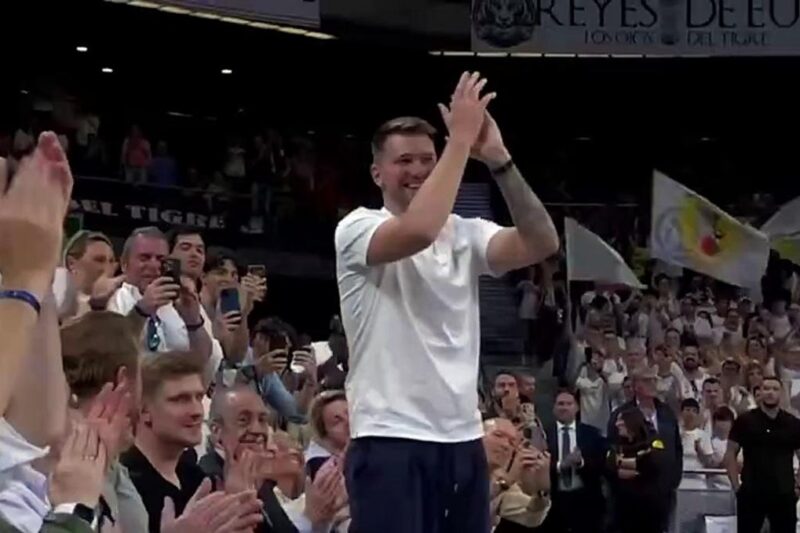 Doncic, spectateur de luxe à The Movistar Arena
