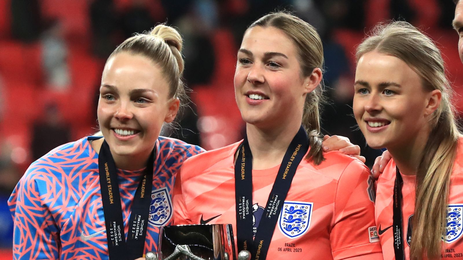 L'Angleterre a un problème de gardien de but sans Mary Earps – qu'est-ce que cela signifie pour la défense Euro 2025? | Nouvelles de football