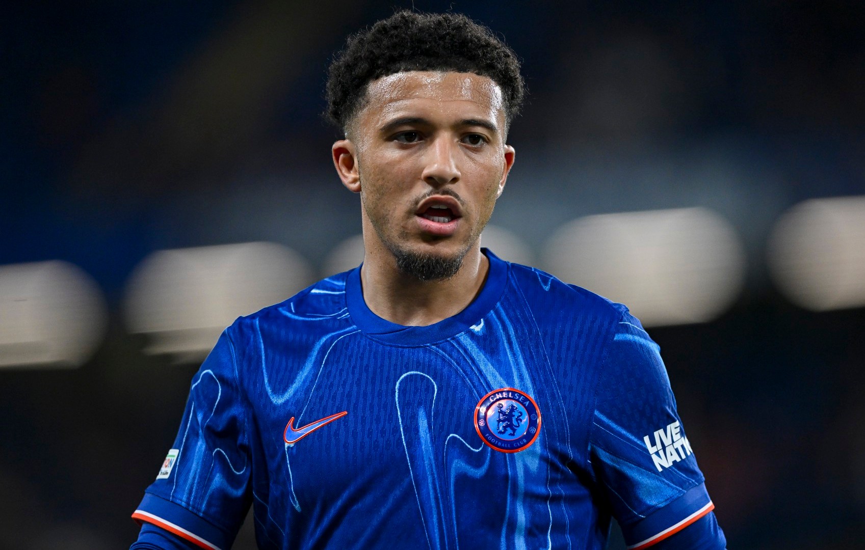 Jadon Sancho au centre de la bataille de transfert alors que la Juventus ne parle pas avec Man Utd sur Outcast qui est également recherché par Napoli
