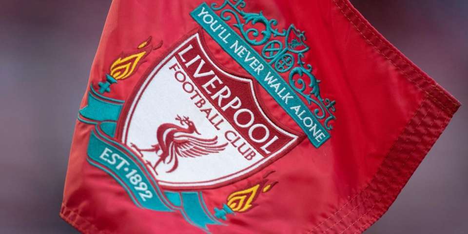 Liverpool Star répond aux rumeurs qu'il pourrait terminer le transfert du Bayern Munich