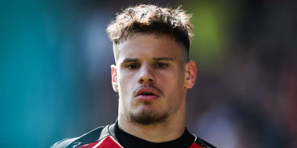 Les fans de Liverpool sont excités pour le transfert de Kerkez alors que la nouvelle signature a confirmé
