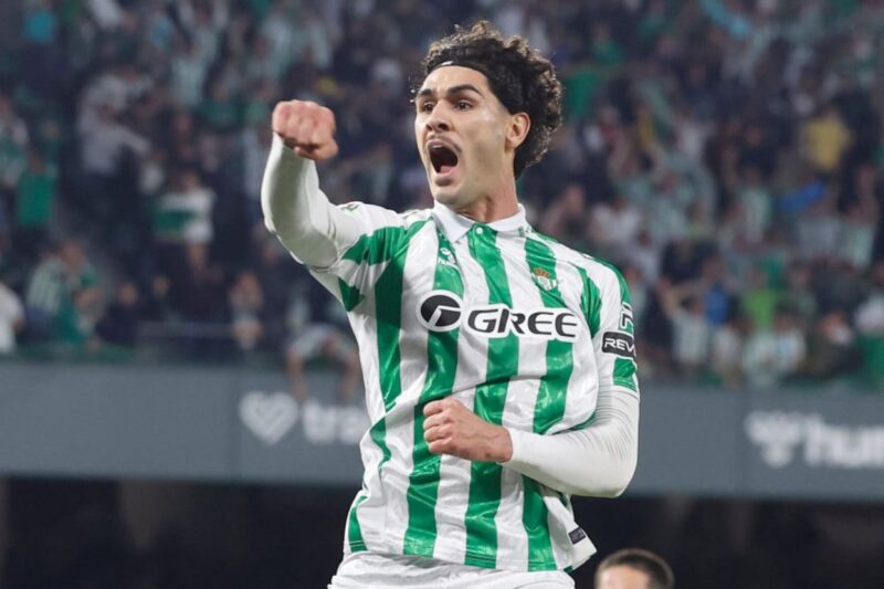 Atlético et Betis apportent des postes pour le transfert de Johnny Cardoso