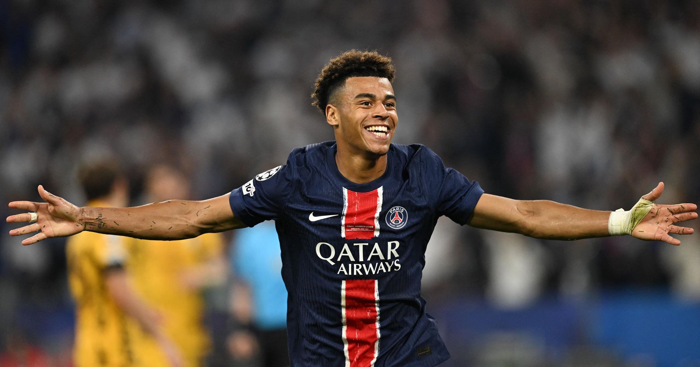 Les champions Leaguedoue terminent un superbe mouvement alors que le PSG va trois clear00: 01: 24 | 10 heures