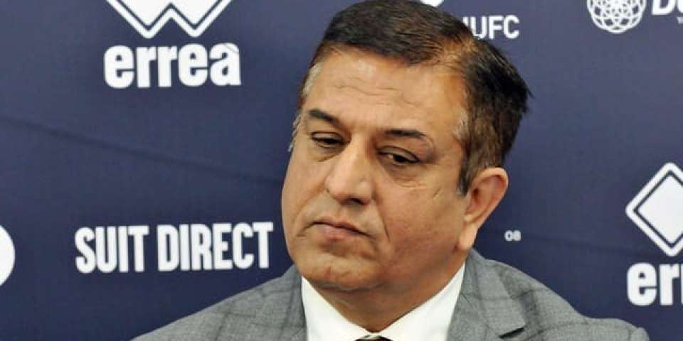 Le propriétaire de Hartlepool United, Raj Singh, publie une interview vidéo après le contrecoup à la suite des développements de prise