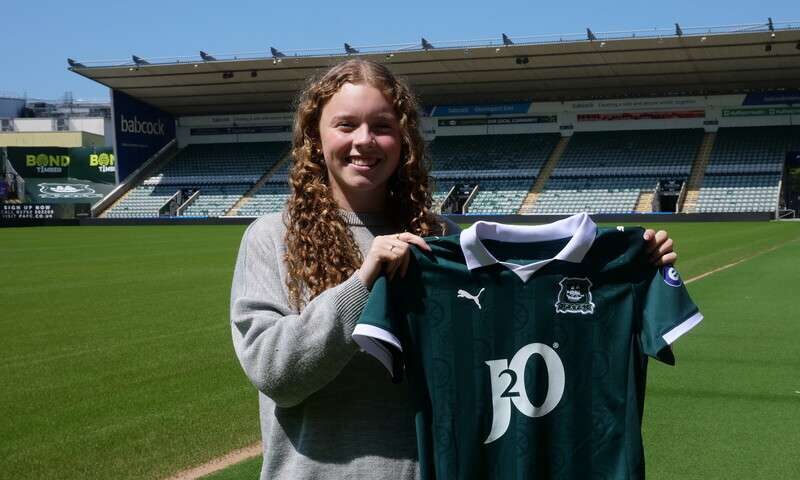 Stephens et Dickson sur Penning First Contracts