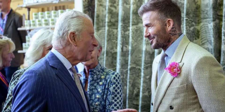 Garçon fait du bien: le roi chas pour posséder des Becks avec une chevalerie