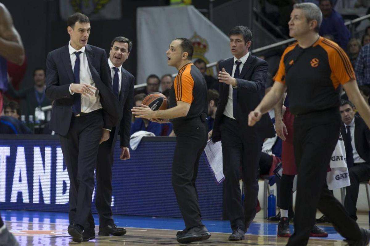 “Dans la NBA, si vous touchez quelqu'un qui manque. En Europe, vous devez prier l'arbitre cette pitte”