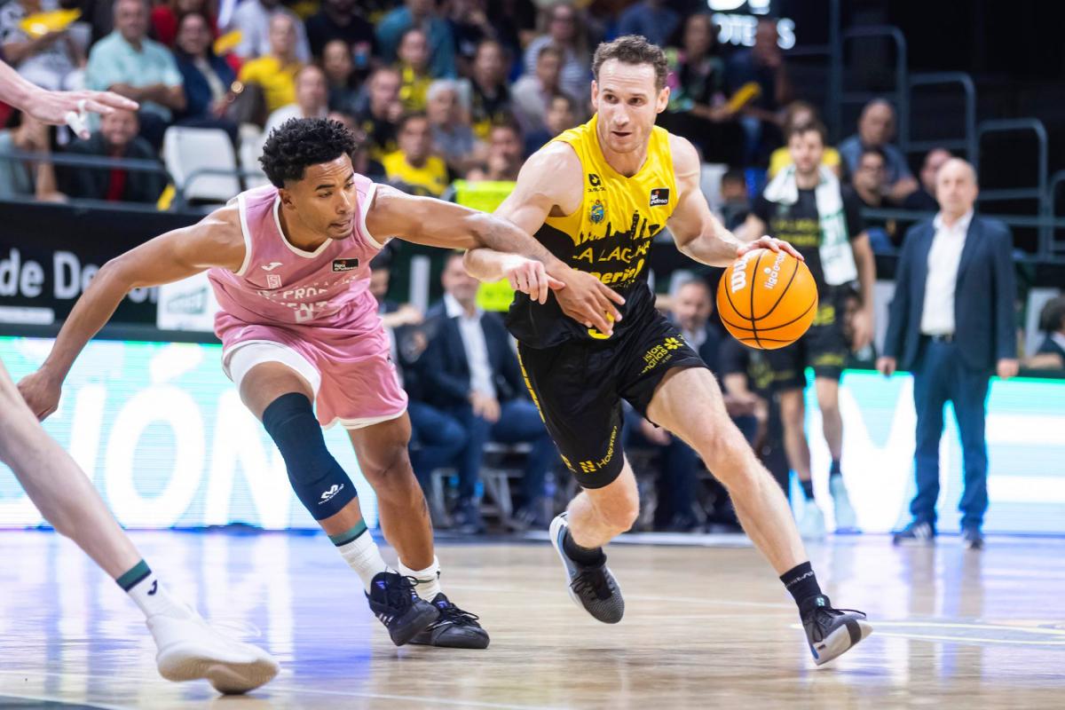 Numéros de légende de Marcelinho que personne n'a réalisé dans la NBA