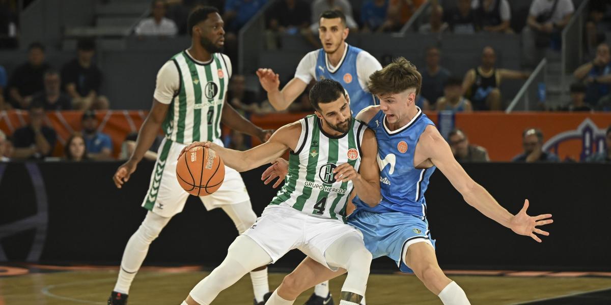 Betis surprend les étudiants et est à un pas de l'ACB