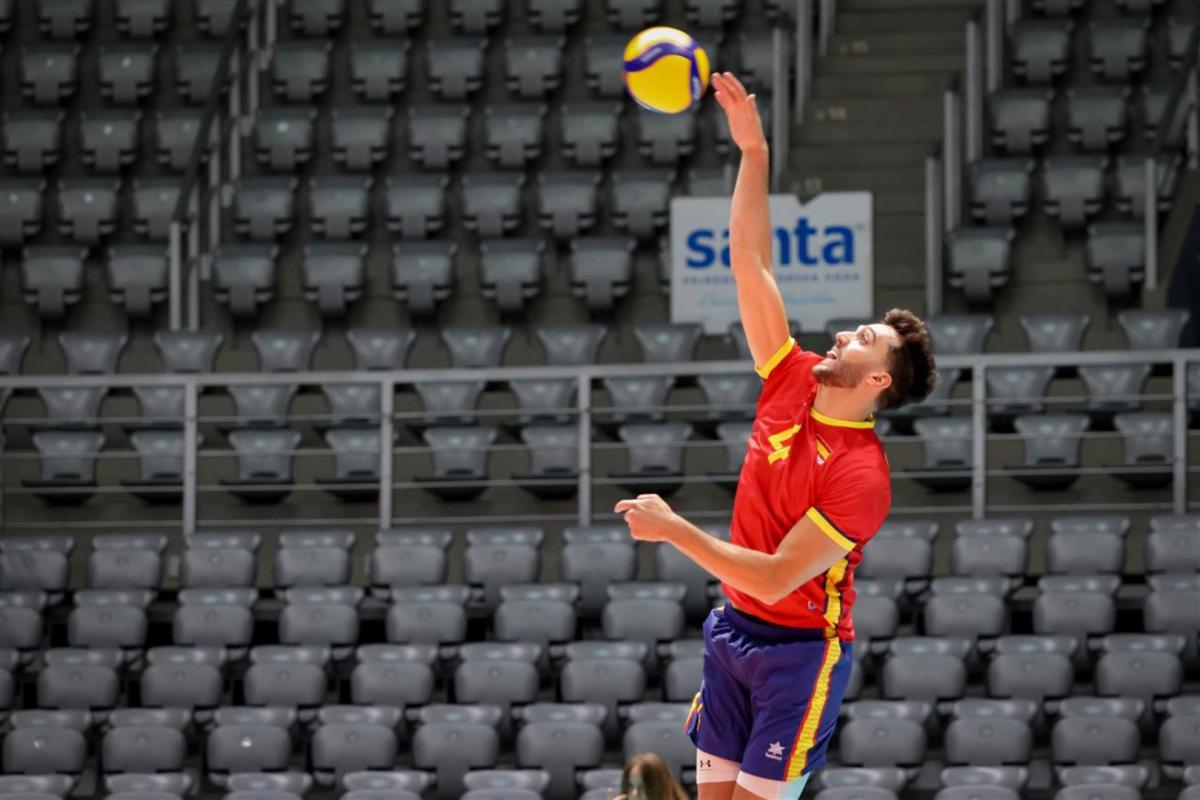 “Nous sommes centrés sur la Roumanie, mais ce serait incroyable d'entrer dans un Final Four à Lugo”
