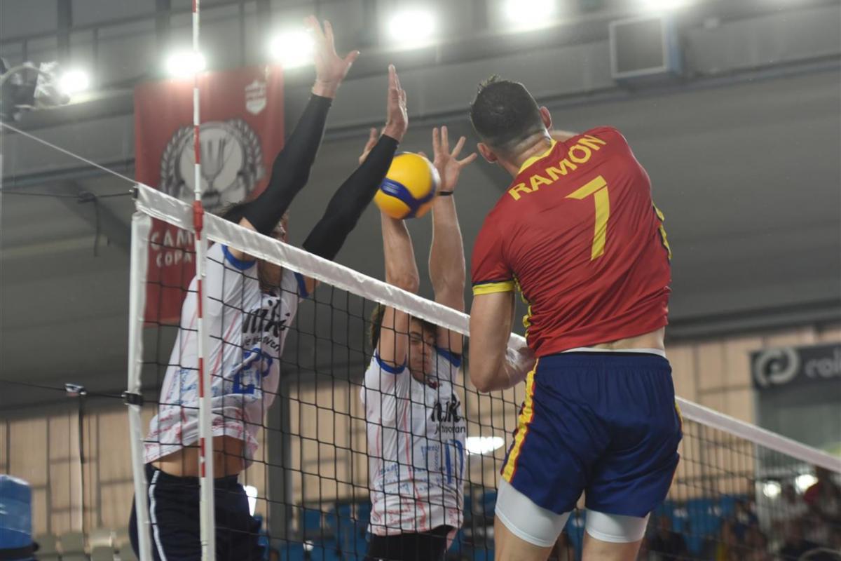 Un grand Jordi Ramón avec 26 points sauve l'Espagne et culmine le retour à la limite contre la Slovaquie