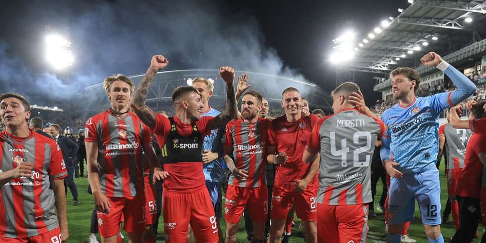 OFFICIEL: Crémonese prolonge le contrat de directeur sportif Giacchetta