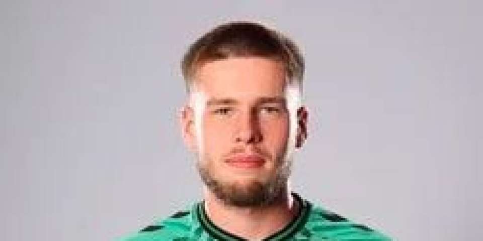 Le gardien des moins de 19 ans d'Irlande du Nord signer son premier contrat professionnel avec la Premier League