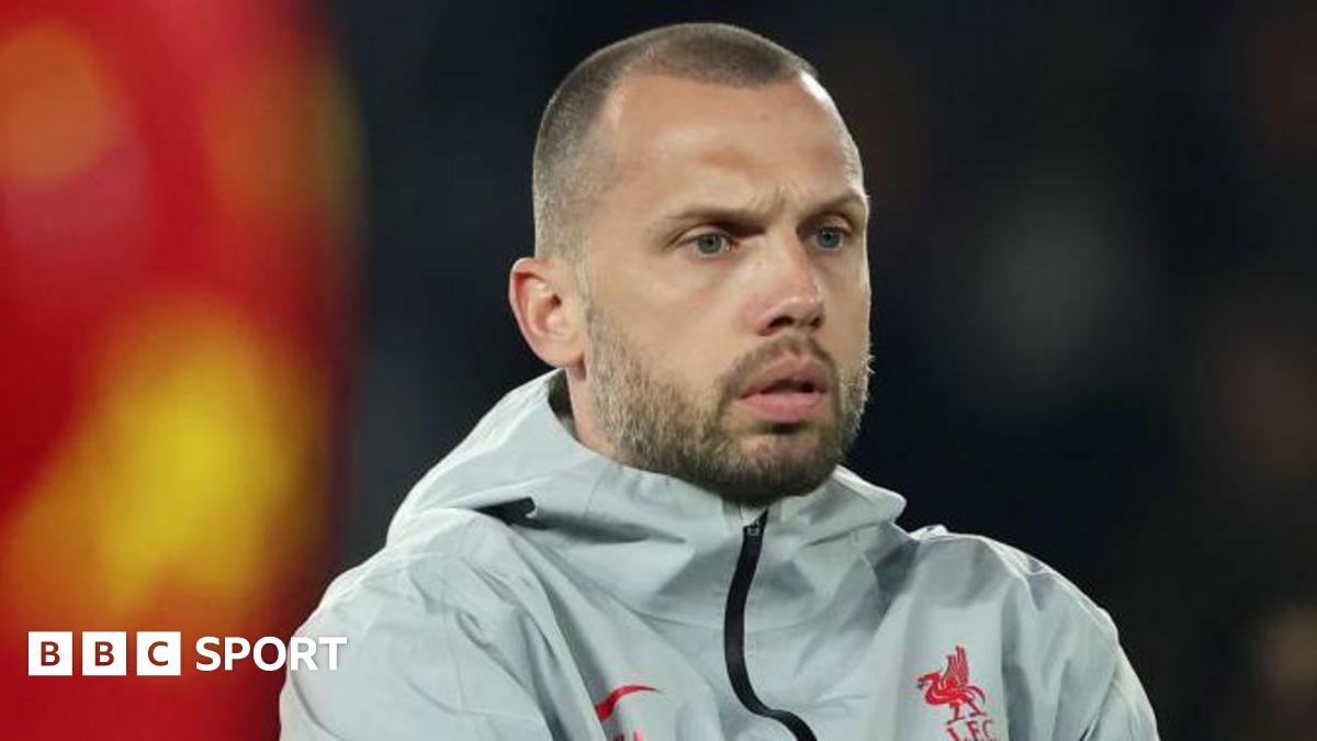 Ajax: John Heitinga laisse le rôle de Liverpool pour rejoindre le club néerlandais en tant qu'entraîneur-chef