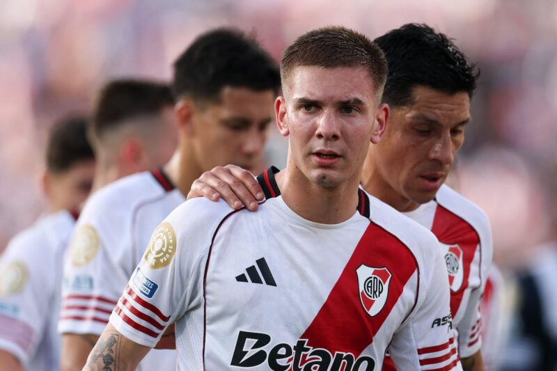 Plaque de rivière 1×1: Mastantuono est sorti contre Rayados