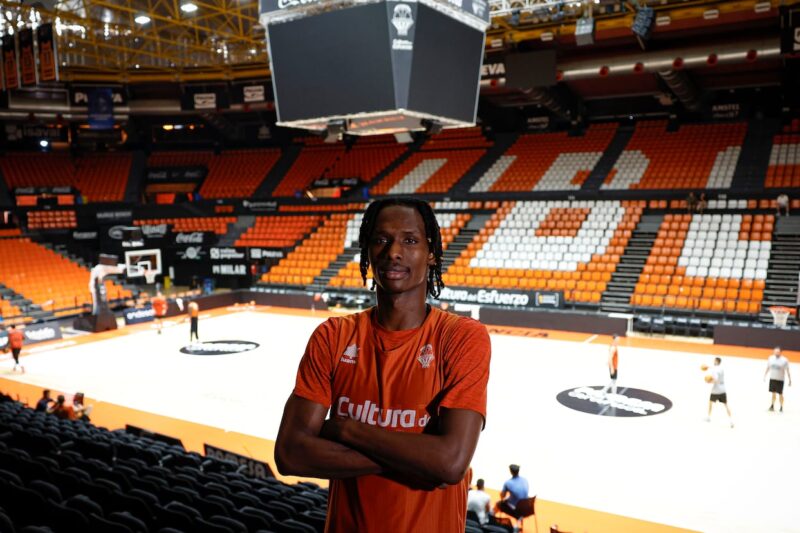 Badio: “Nous allons essayer de faire une vie un peu difficile à Campazzo”