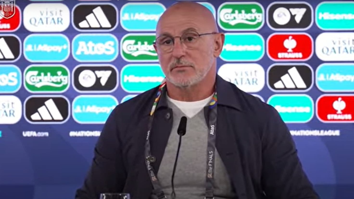 De la source: “Quel beau travail corrige la main de Cucurella après l'avoir regardée à la télévision pendant trois mois!”