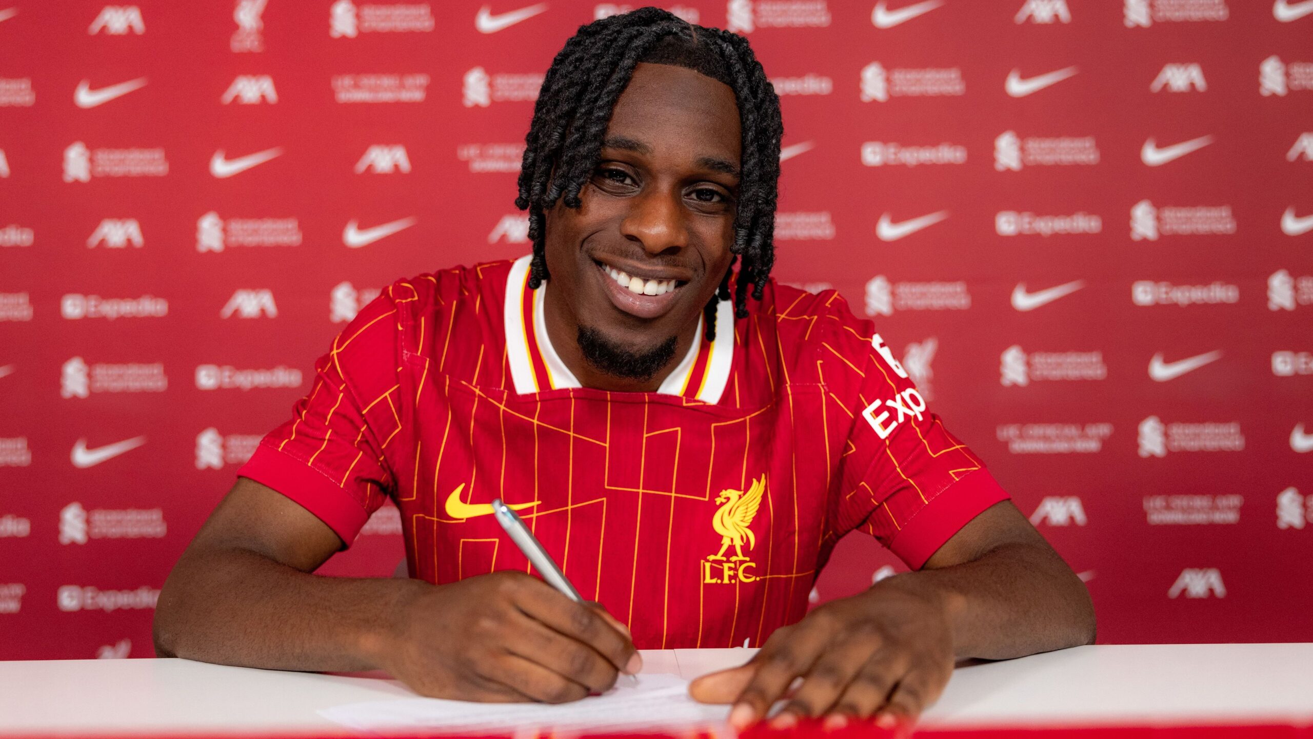 Liverpool a décroché le remplacement le plus excitant Trent Alexander-Arnold avec 30 M £ Jeremie Frimpong Signing: OBJECT des notes les plus grandes offres de la fenêtre de transfert d'été 2025