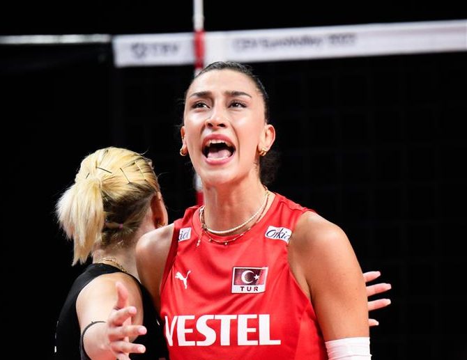 Worldfvolley :: Tur W: Haine Baladın transfère à Fenerbahçe