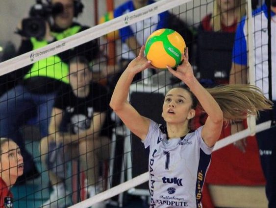 WorldOfvolley :: Ita W: Karla Antunović se dirige vers l'Italie – Croatian Setter rejoint Chieri '76 en Serie A1