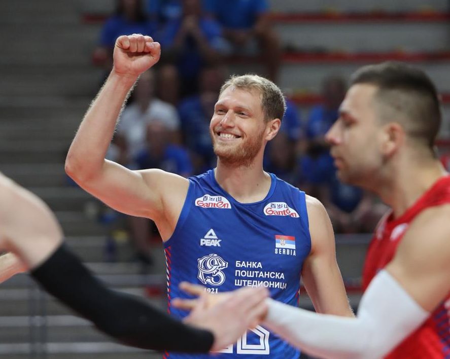 WorldOfvolley :: Rus M: Serbe opposé aux signes luburiques drazen avec Zenit Kazan