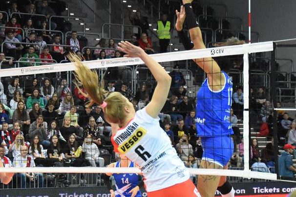 WorldOfvolley :: Pol W: Kamila Witkowska suspendu pendant huit mois après le dopage de violation
