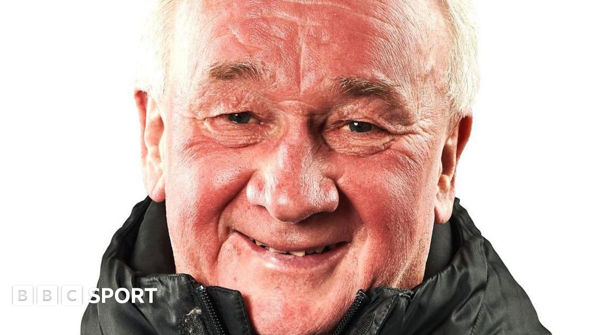 Malcolm Elias: Fulham Chef de l'Académie meurt de recrutement