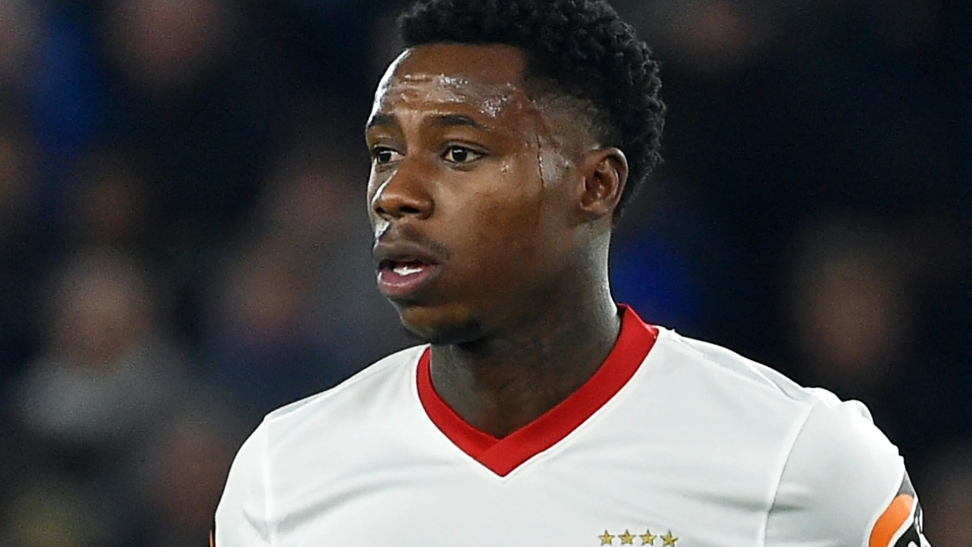L'ancienne star de l'Ajax et des Hollande, Quincy, Promes, a extradé aux Pays-Bas pour purger une peine de sept ans et demi de prison