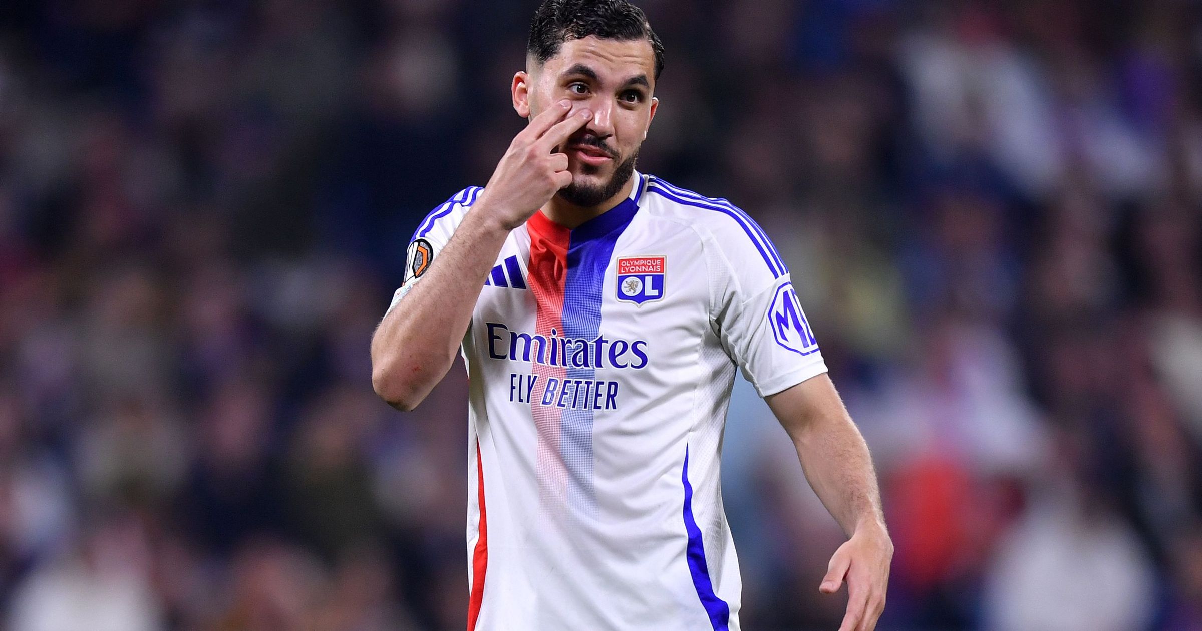 Liverpool et Manchester City Face Battle pour Rayan Cherki avant la décision de transfert de Florian Wirtz – Paper Round
