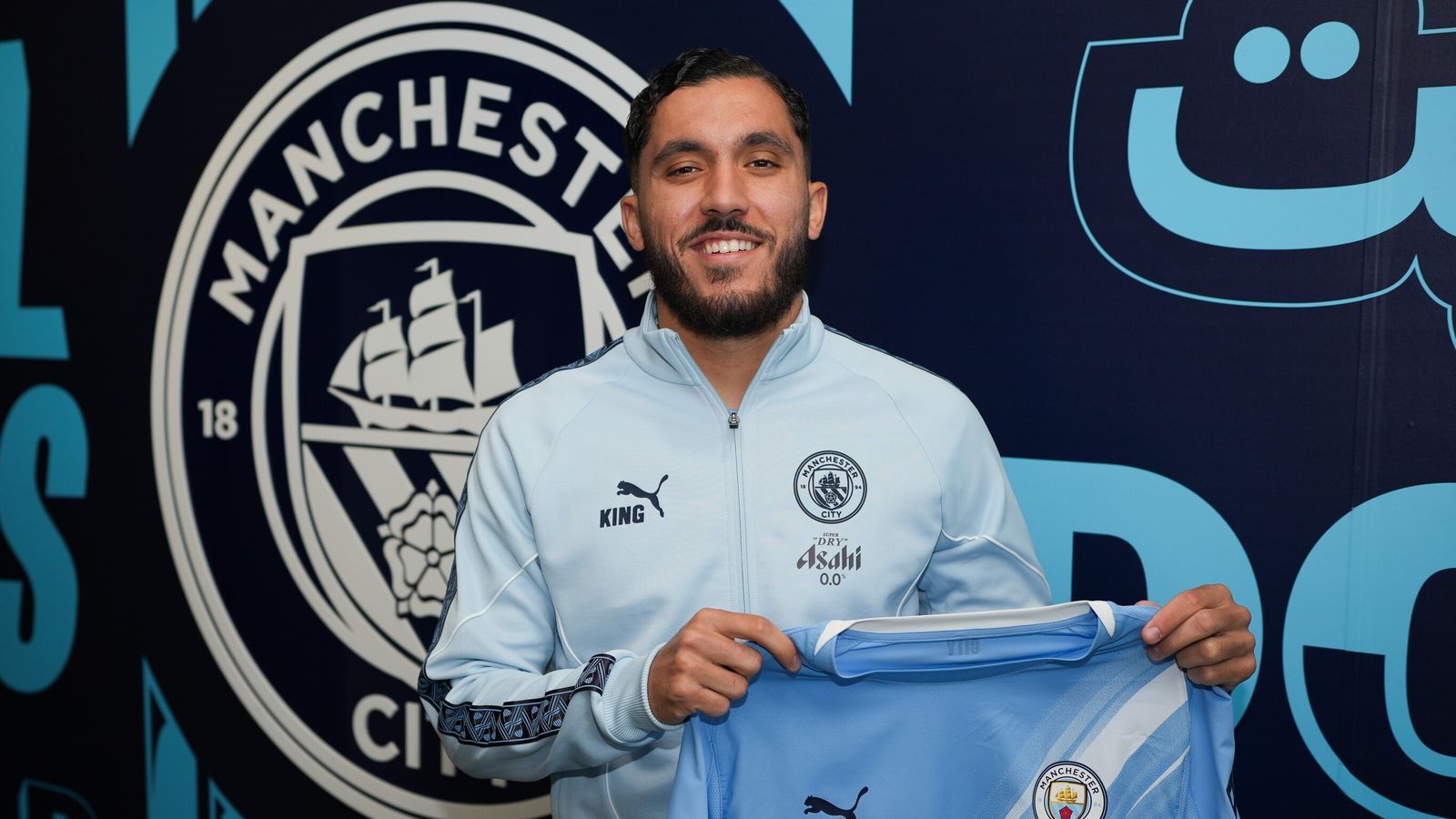 Rayan Cherki: Manchester City a conclu un accord de 34 millions de livres sterling pour signer le milieu de terrain offensif de Lyon | Nouvelles de football