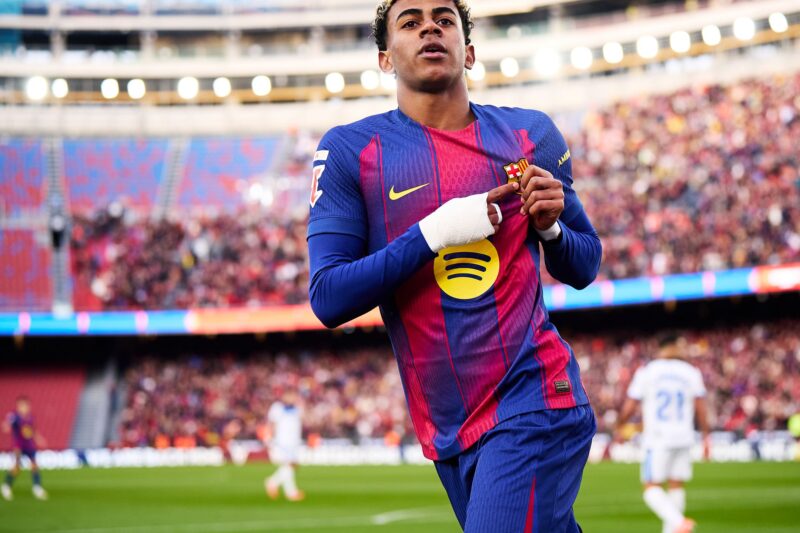 Barcelona 2-1 Deportivo Alaves LIVE