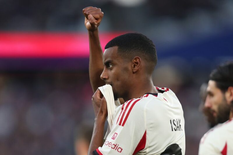 I know exactly what Alexander Isak is thinking right now and Liverpool need to take note