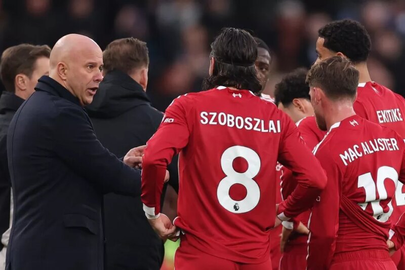 Arne Slot sweating over injured star as Mohamed Salah absence adds to Liverpool crisis