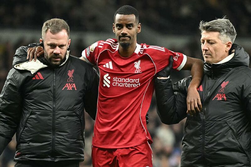 Liverpool’s next steps as Alexander Isak faces lengthy spell on sidelines with leg injury