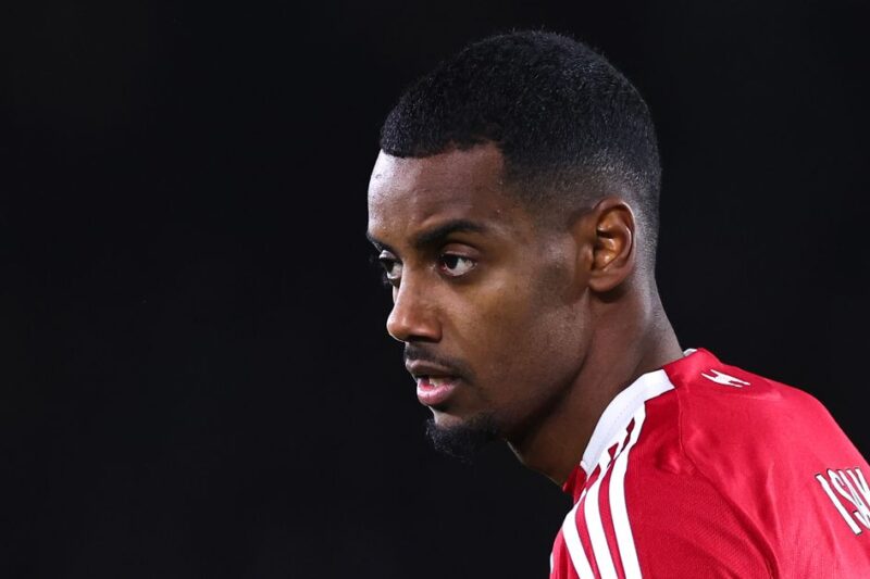 Liverpool sent worrying Alexander Isak warning after £125m transfer – ‘He’s not ready’