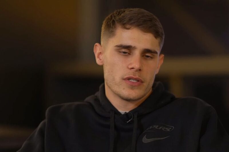 Micky van de Ven reveals Alexander Isak response after messaging injured Liverpool striker