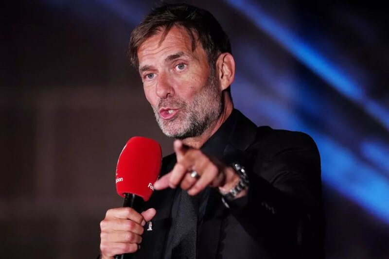 Jurgen Klopp would ‘love’ one job after claims he could join rich Liverpool rivals