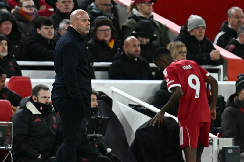 Arne Slot admits Alexander Isak problem at Liverpool – ‘It is obvious and clear’