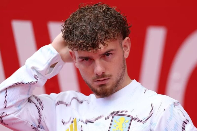 ‘Not their job’ – Simon Jordan defends Unai Emery as £35m Liverpool clause leaves Harvey Elliott in Aston Villa limbo