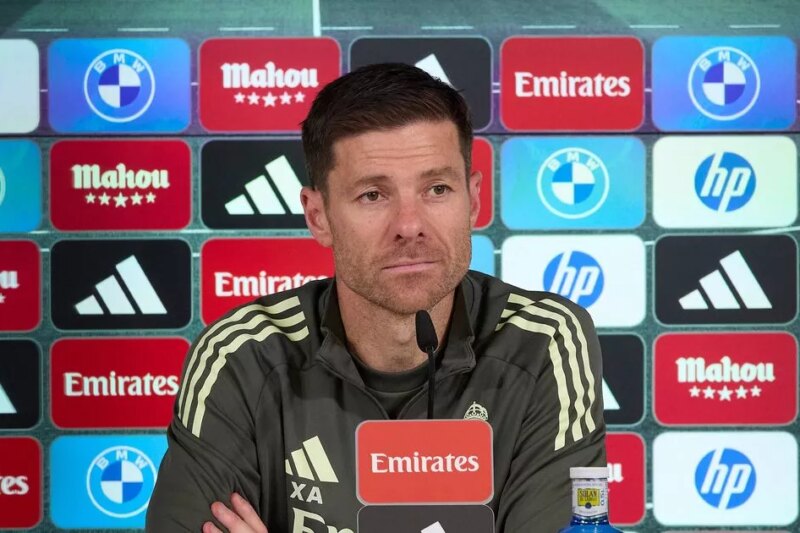 Xabi Alonso drops Liverpool return hint and responds to Mohamed Salah bombshell interview