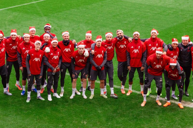 Gallery: Liverpool squad pose for annual Christmas photo