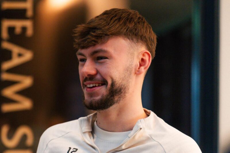 Leeds United v Liverpool: Team news