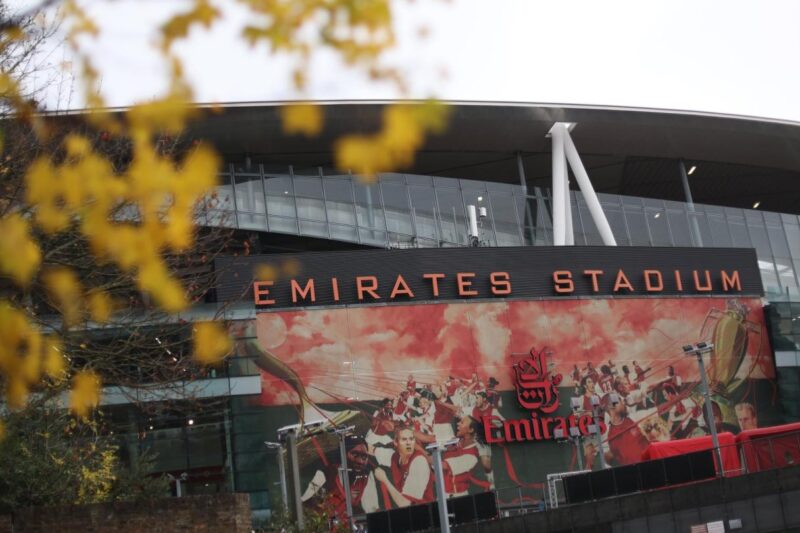 WSL: Book tickets and free coach travel for Arsenal v Liverpool